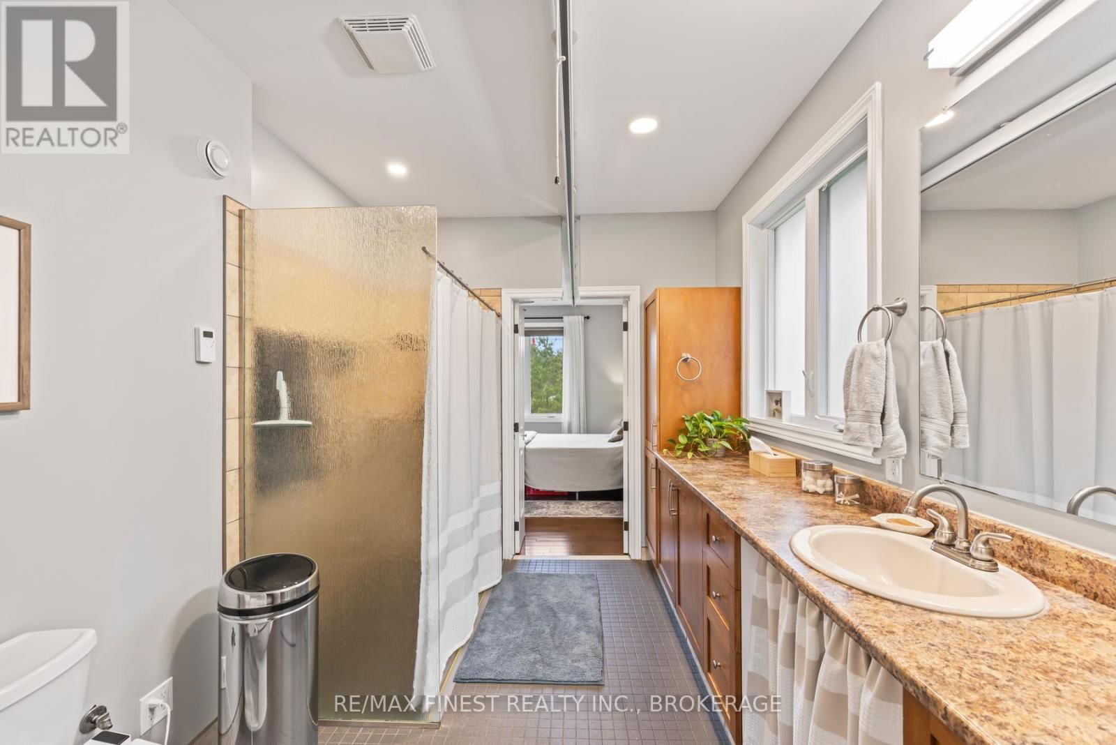 1910 COLE HILL ROAD Image 24