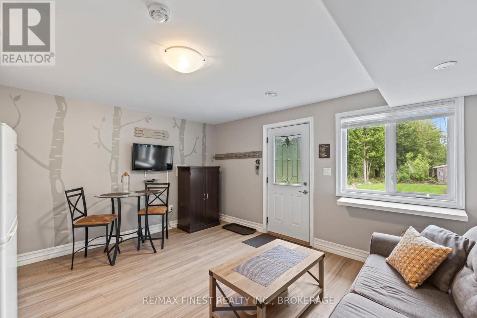 1910 COLE HILL ROAD Image 35