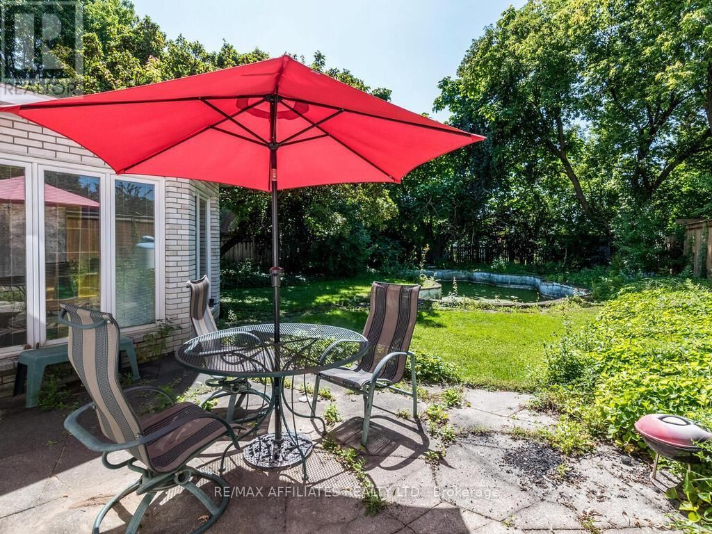 2282 CRANE STREET SOUTH Image 15