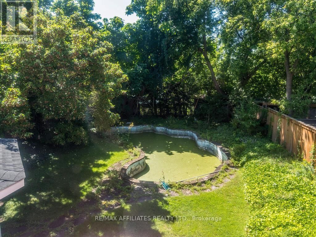 2282 CRANE STREET SOUTH Image 17
