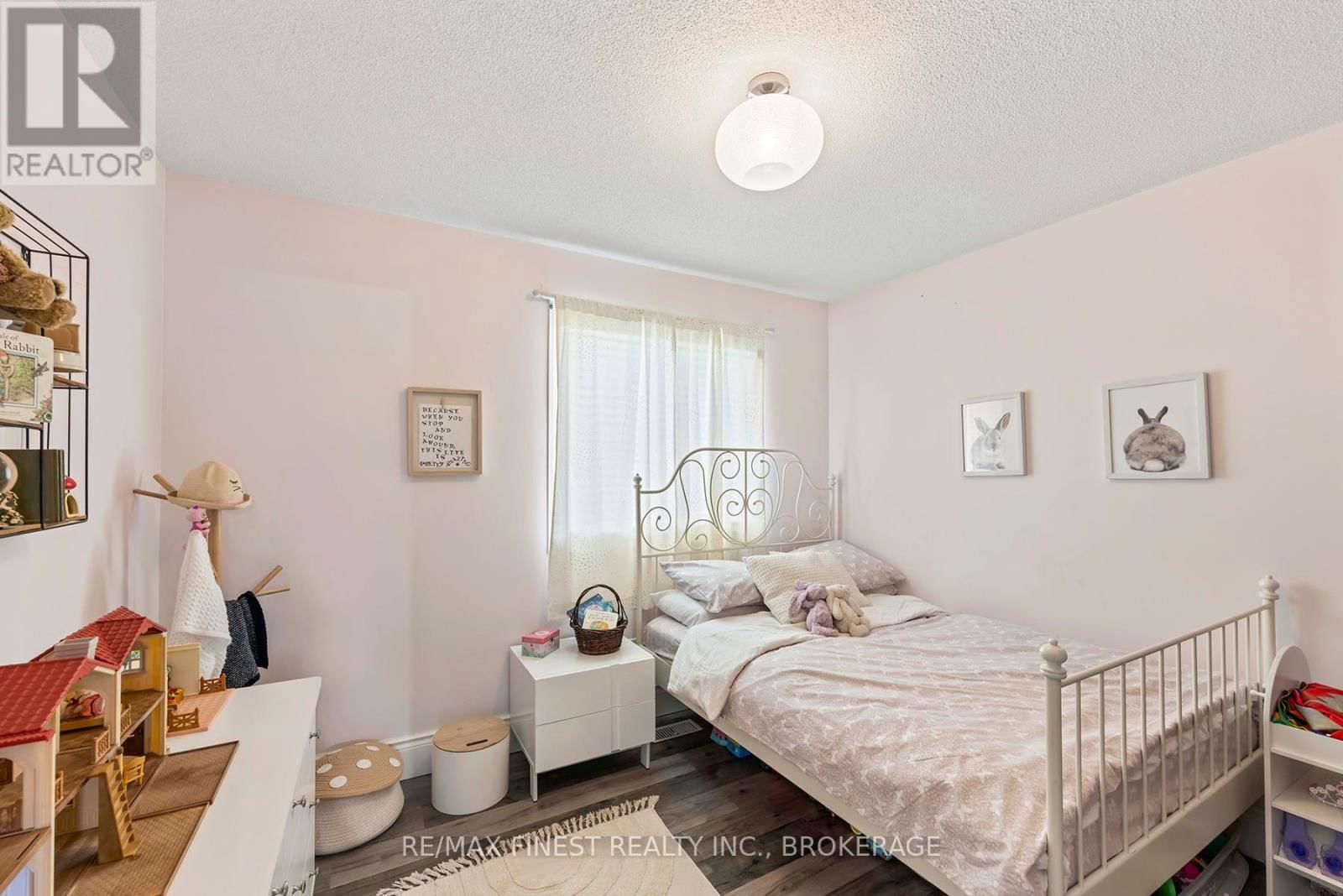 1409 FISHER CRESCENT Image 39