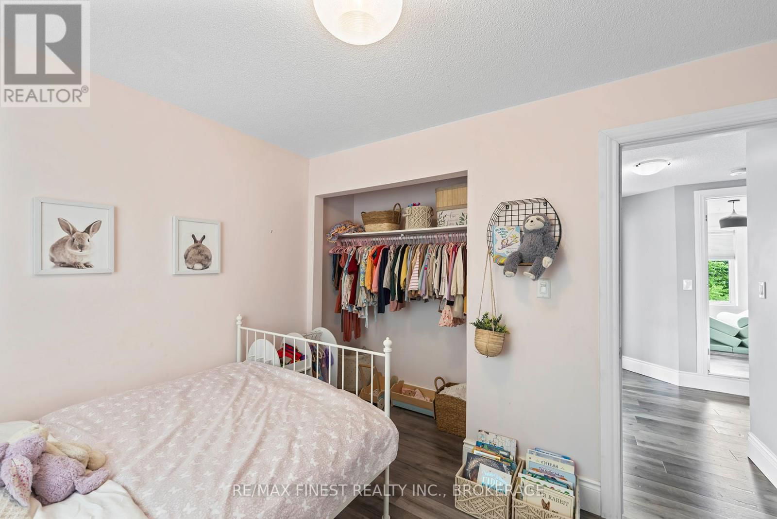 1409 FISHER CRESCENT Image 40