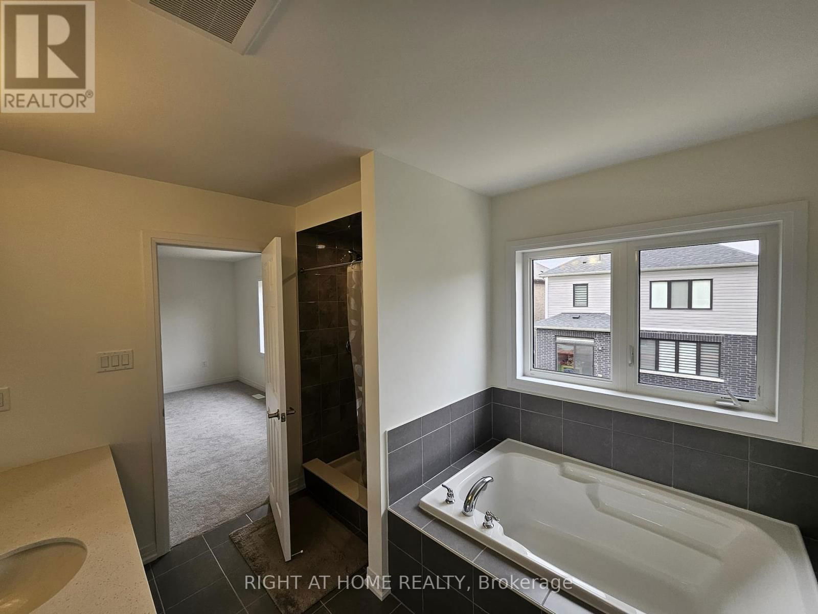 41 LEMON AVENUE Image 19