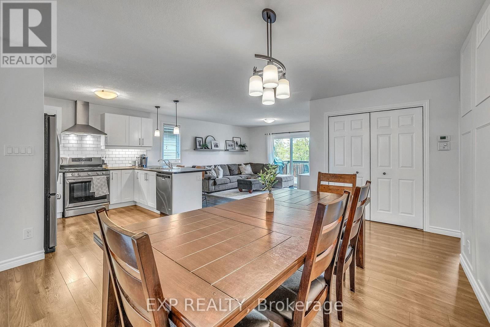 153 GREENHILL LANE Image 14