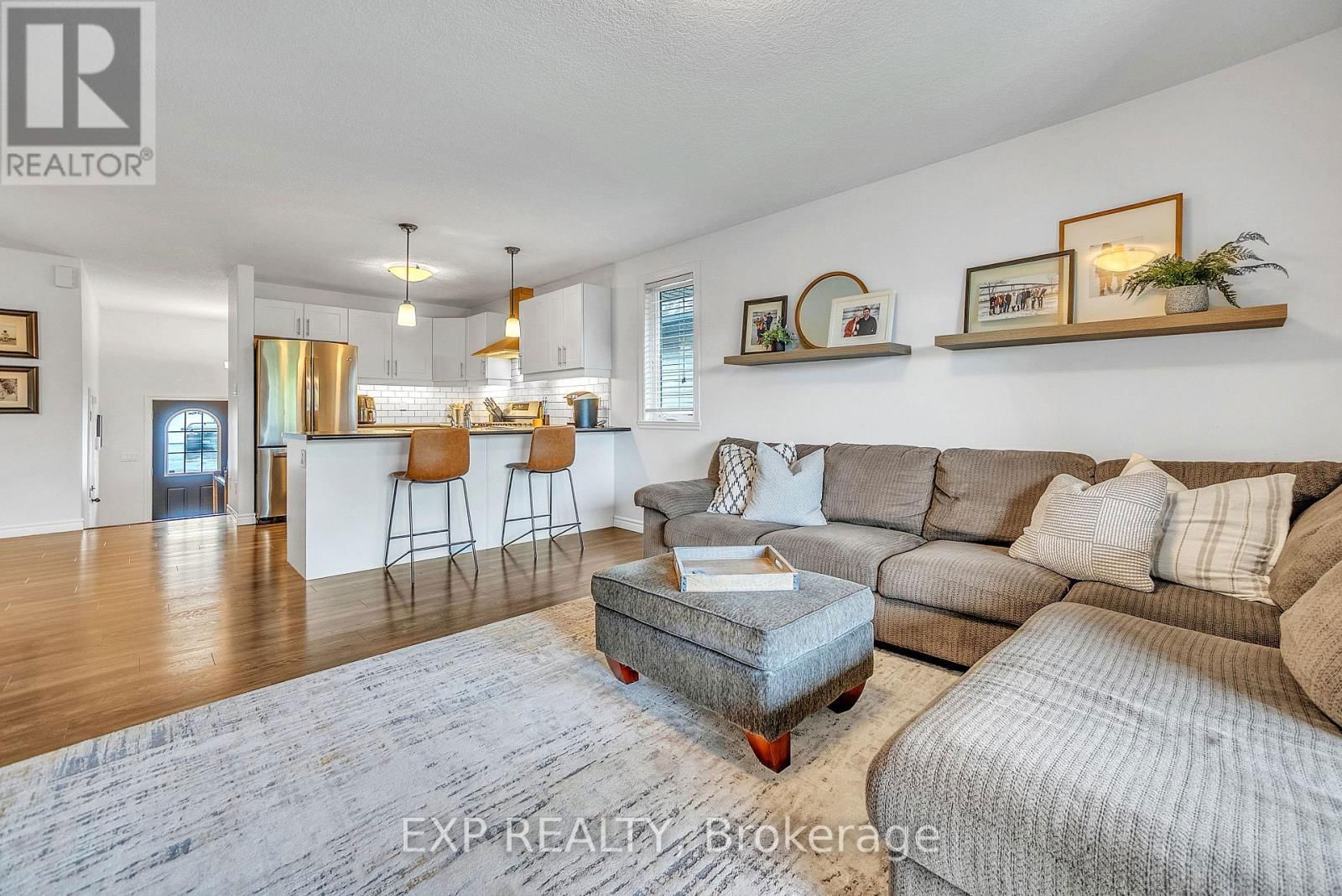 153 GREENHILL LANE Image 15