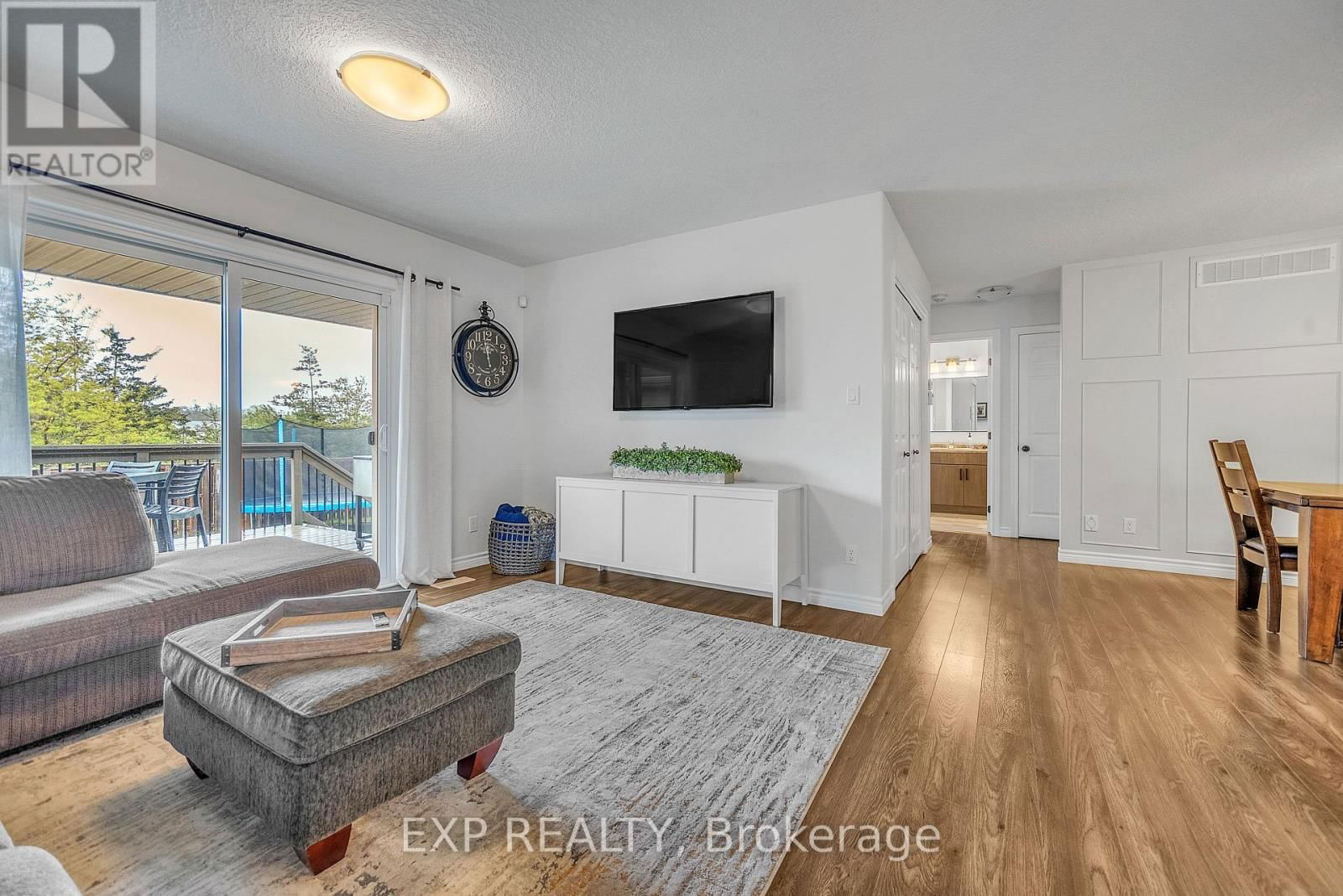 153 GREENHILL LANE Image 18