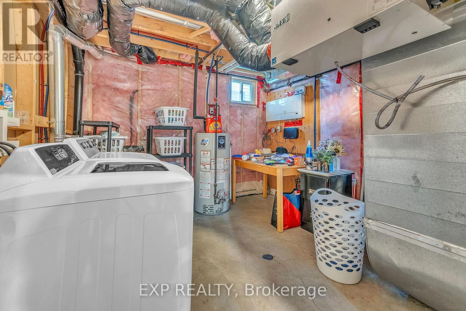 153 GREENHILL LANE Image 32