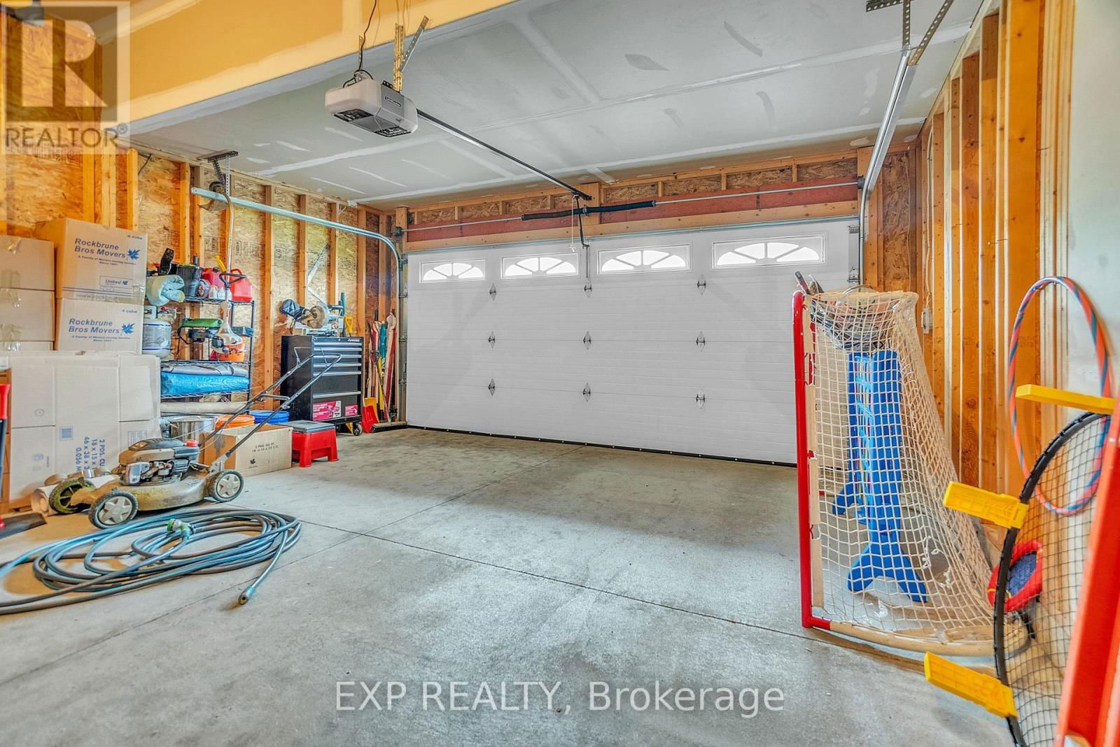153 GREENHILL LANE Image 33