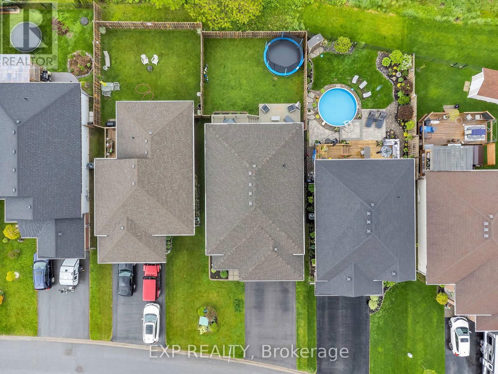153 GREENHILL LANE Image 41