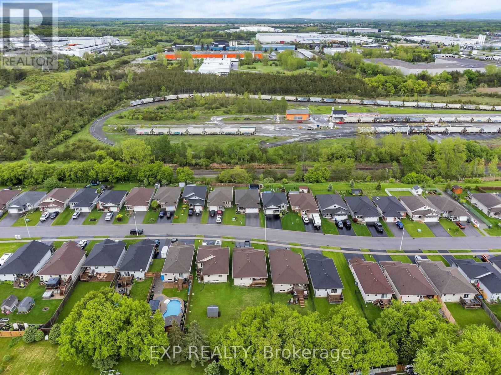 153 GREENHILL LANE Image 43