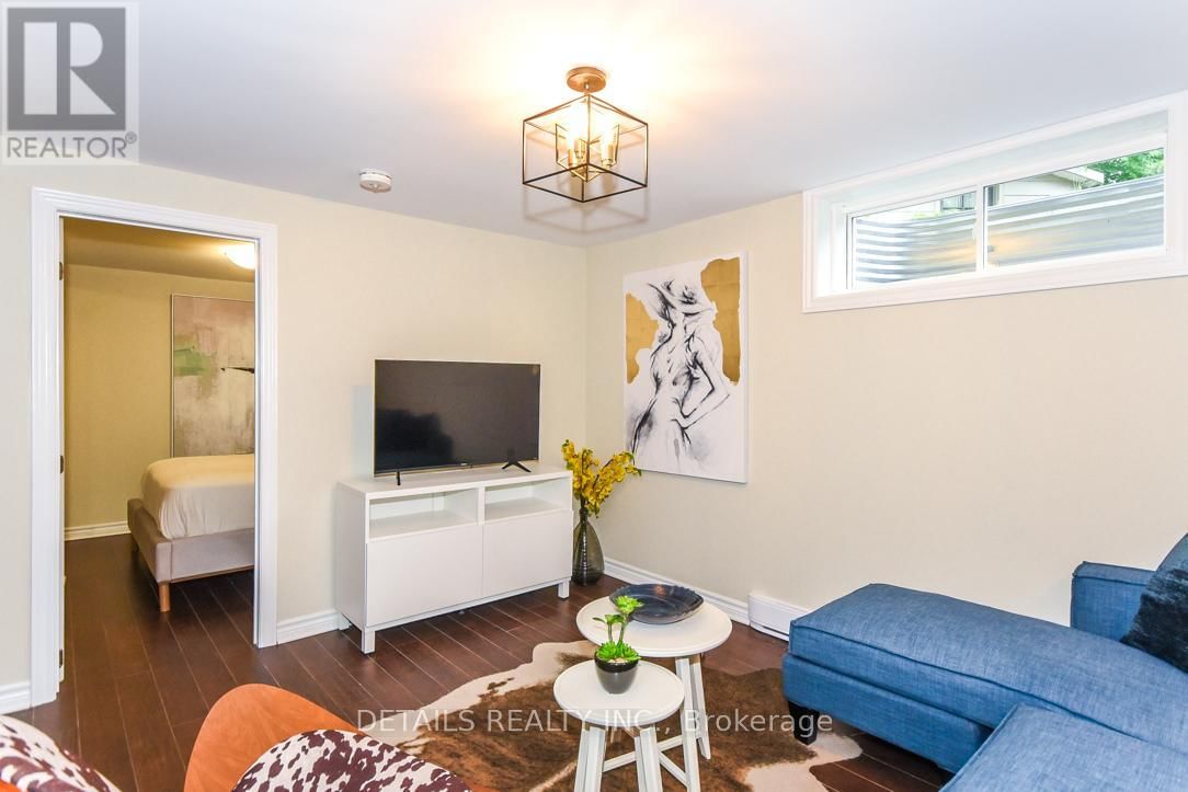970 SHAMIR AVENUE Image 12