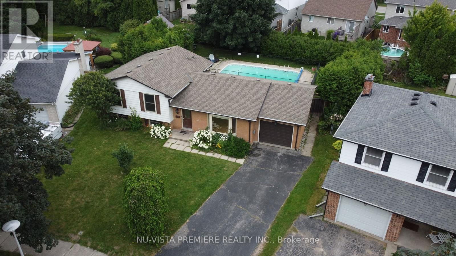 57 MCTAGGART CRESCENT Image 36