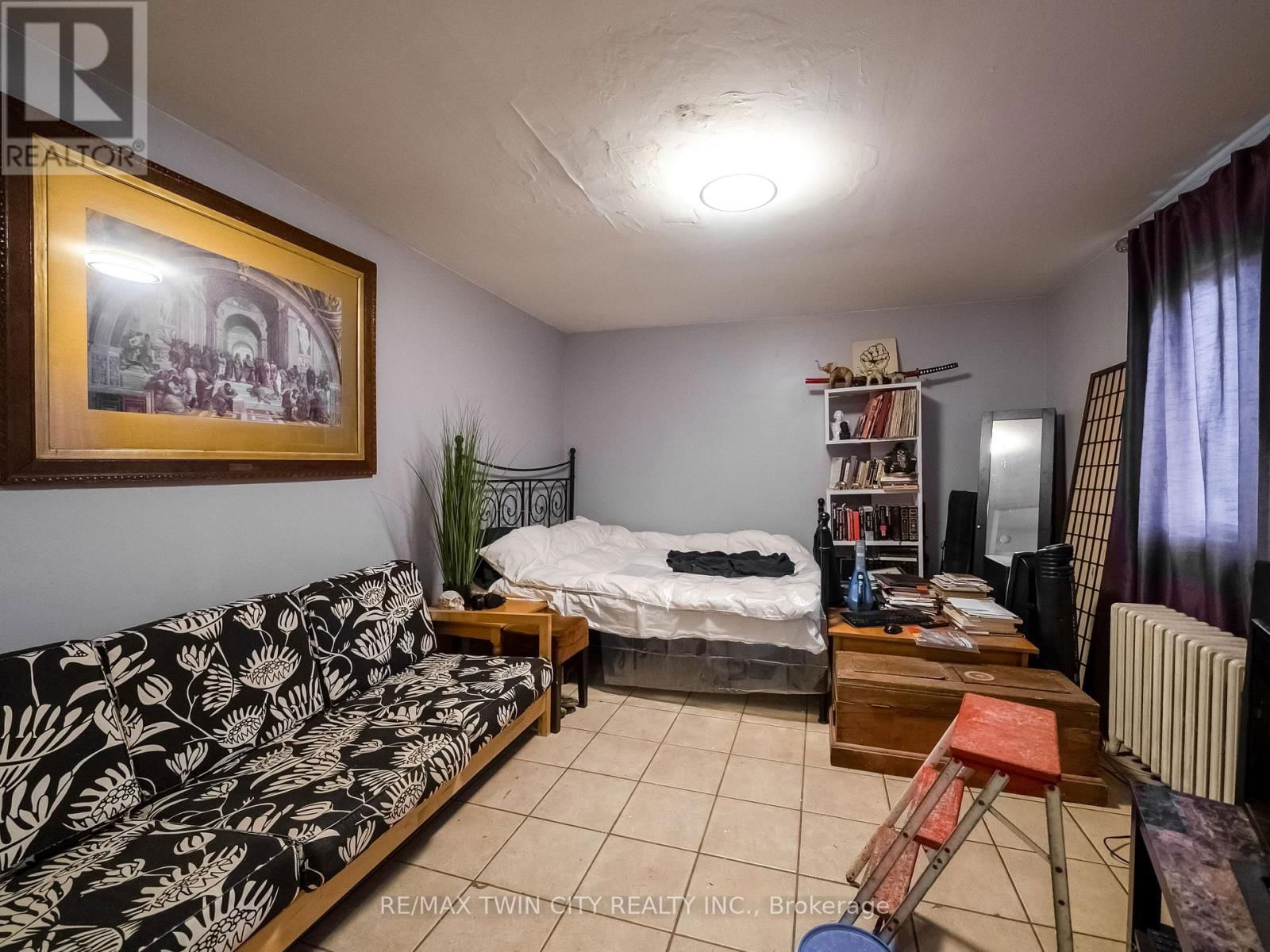84 SHERIDAN STREET Image 7