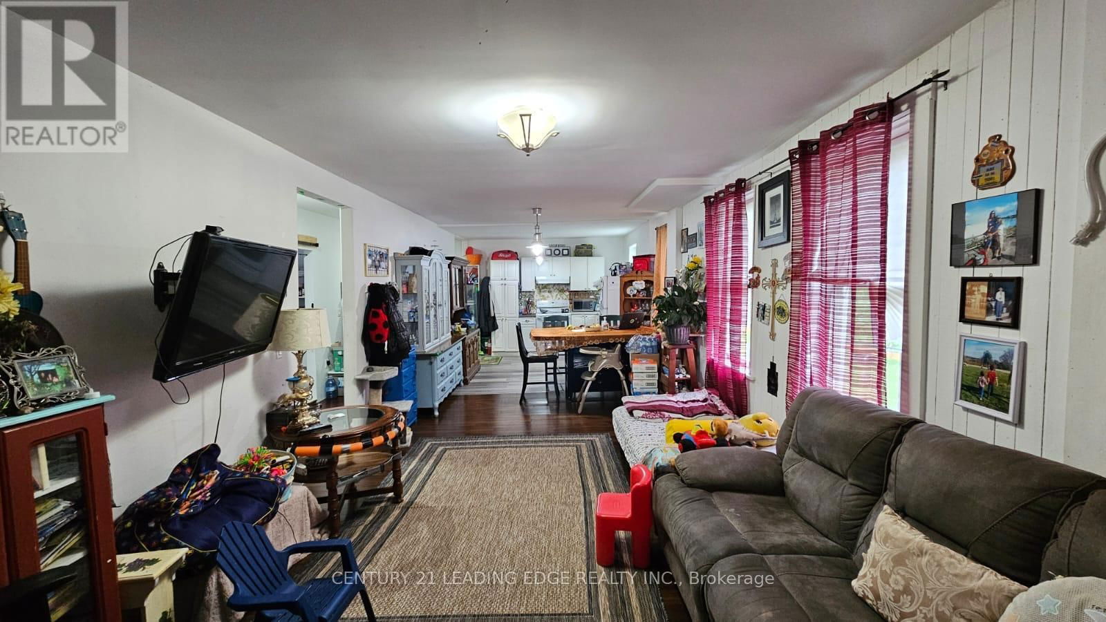 36 RIVER STREET Image 11