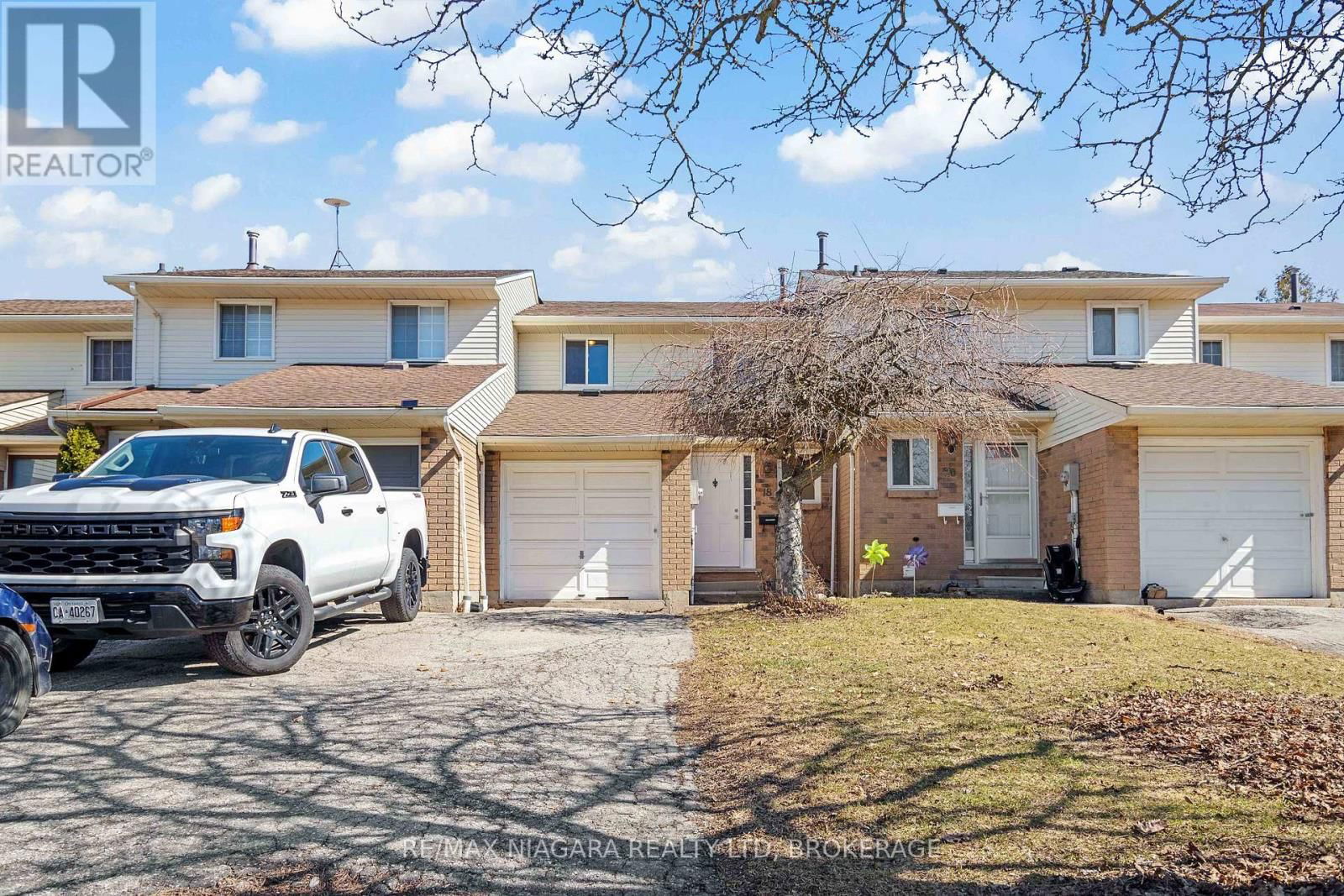 18 JULIE DRIVE Image 2