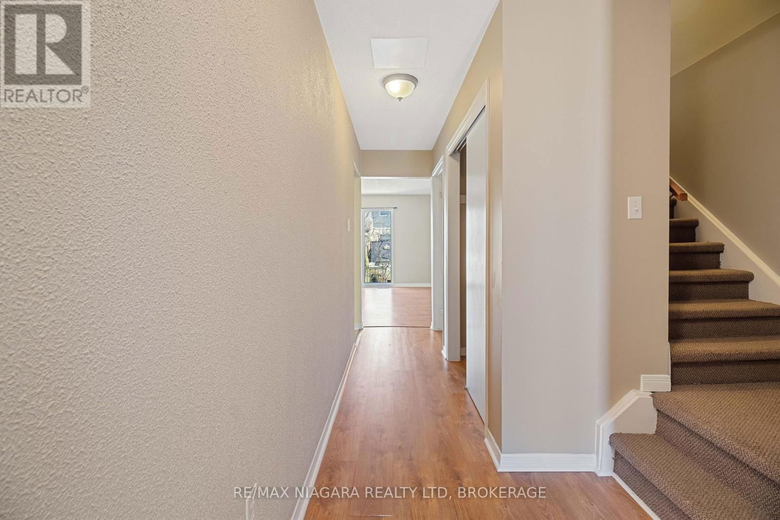 18 JULIE DRIVE Image 7