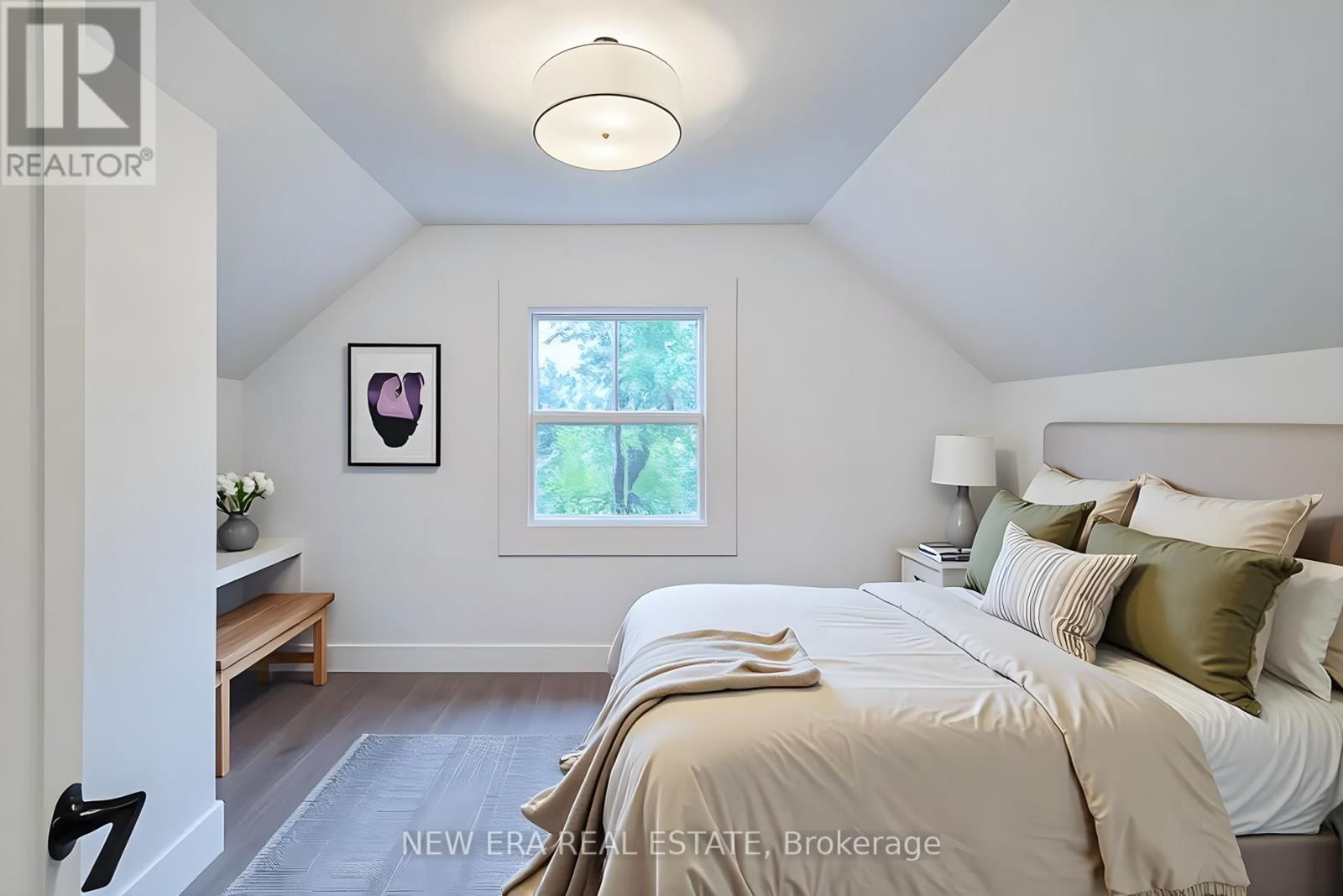784 UPPER GAGE AVENUE Image 25