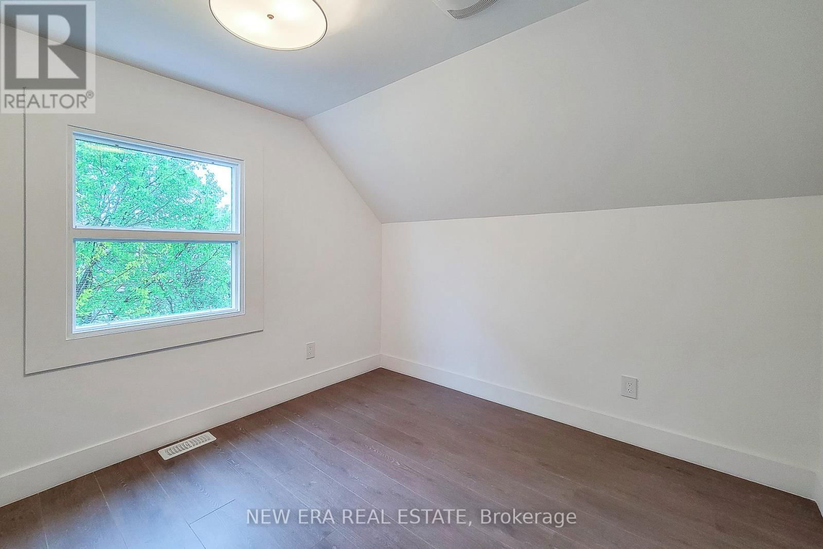 784 UPPER GAGE AVENUE Image 26