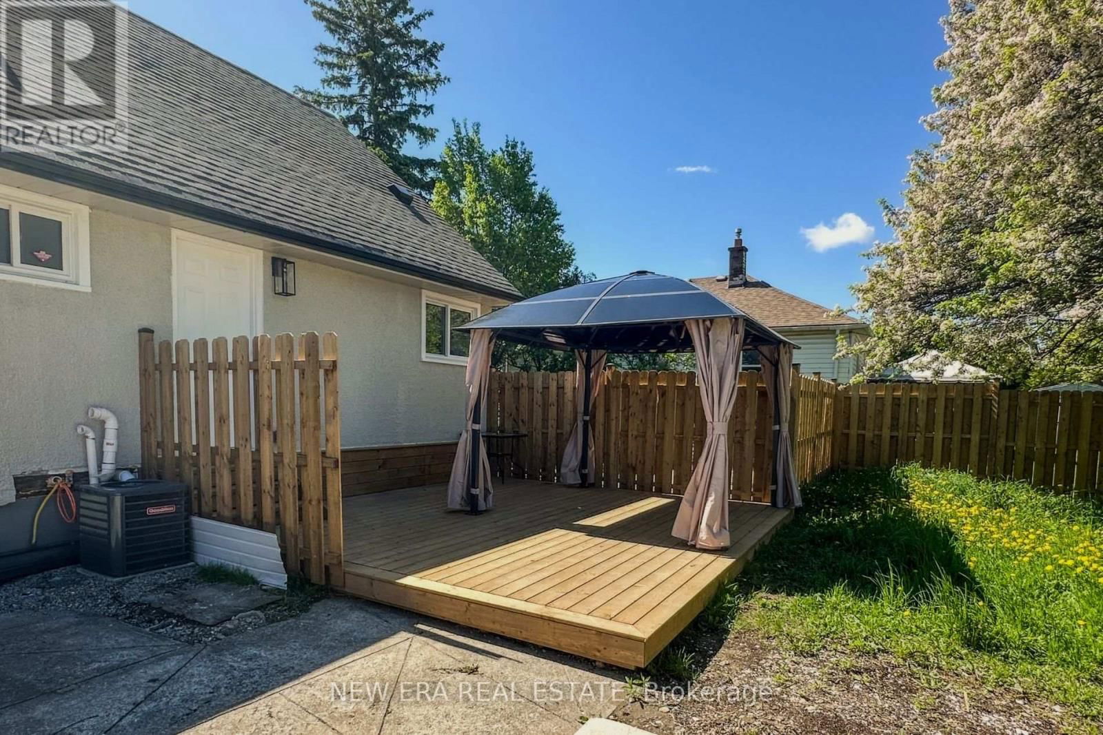 784 UPPER GAGE AVENUE Image 4