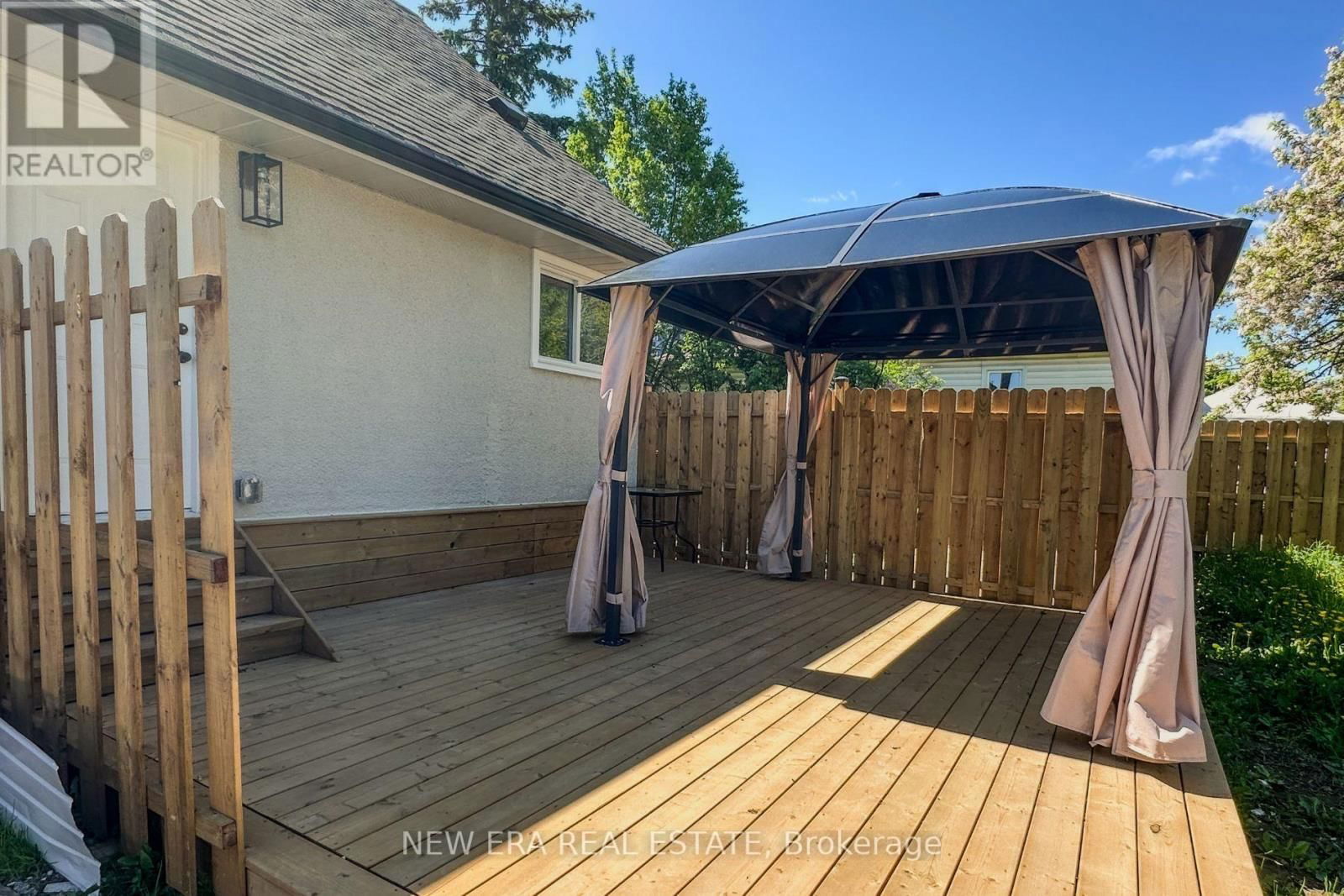 784 UPPER GAGE AVENUE Image 5