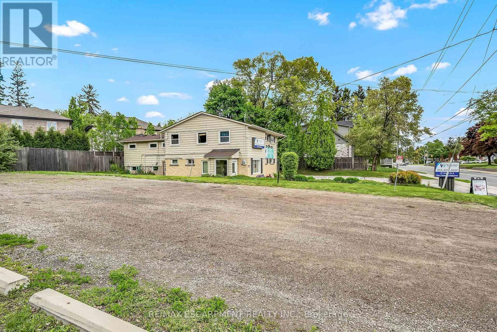 51 WILSON STREET EAST Image 26