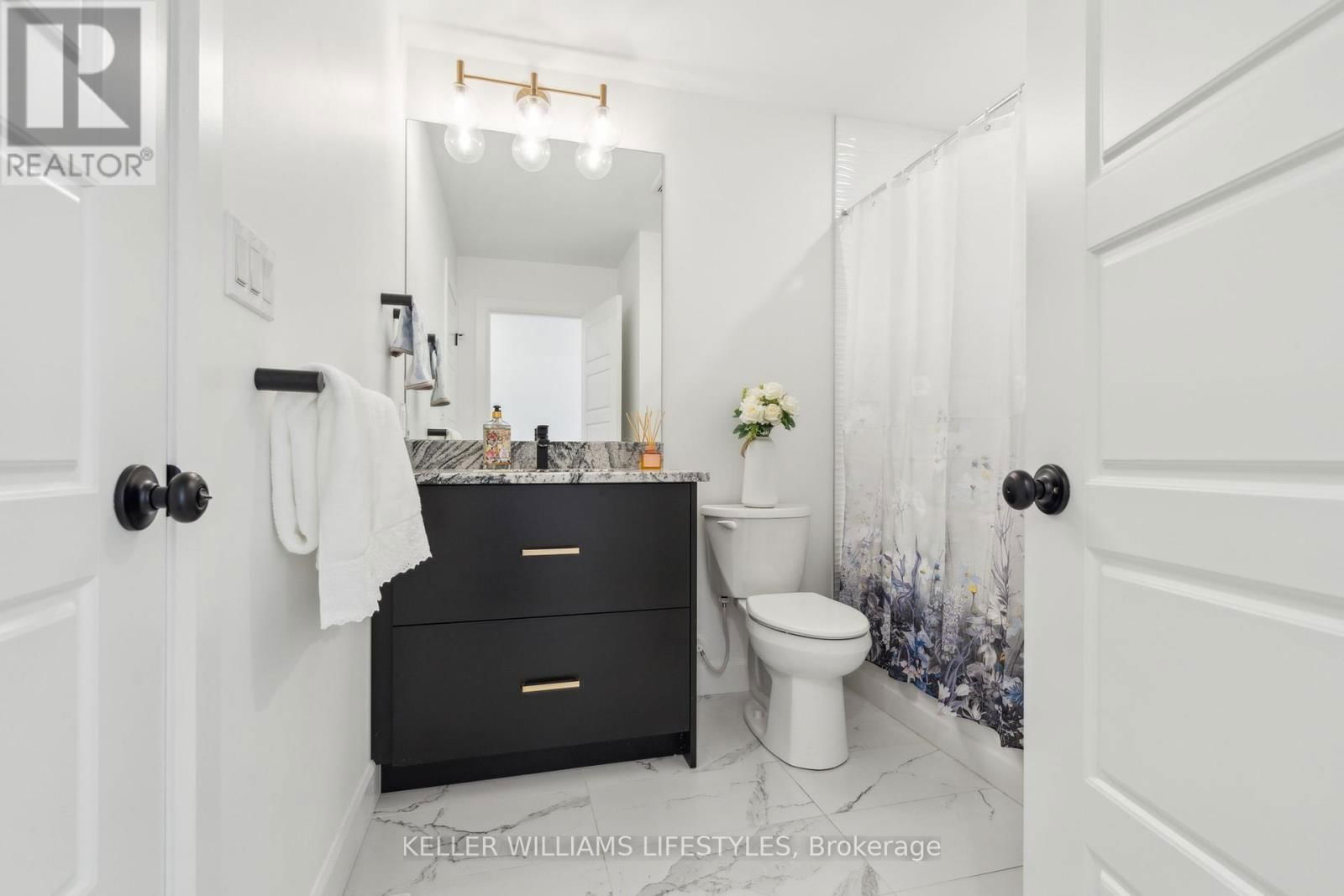 519 WARNER TERRACE Image 34