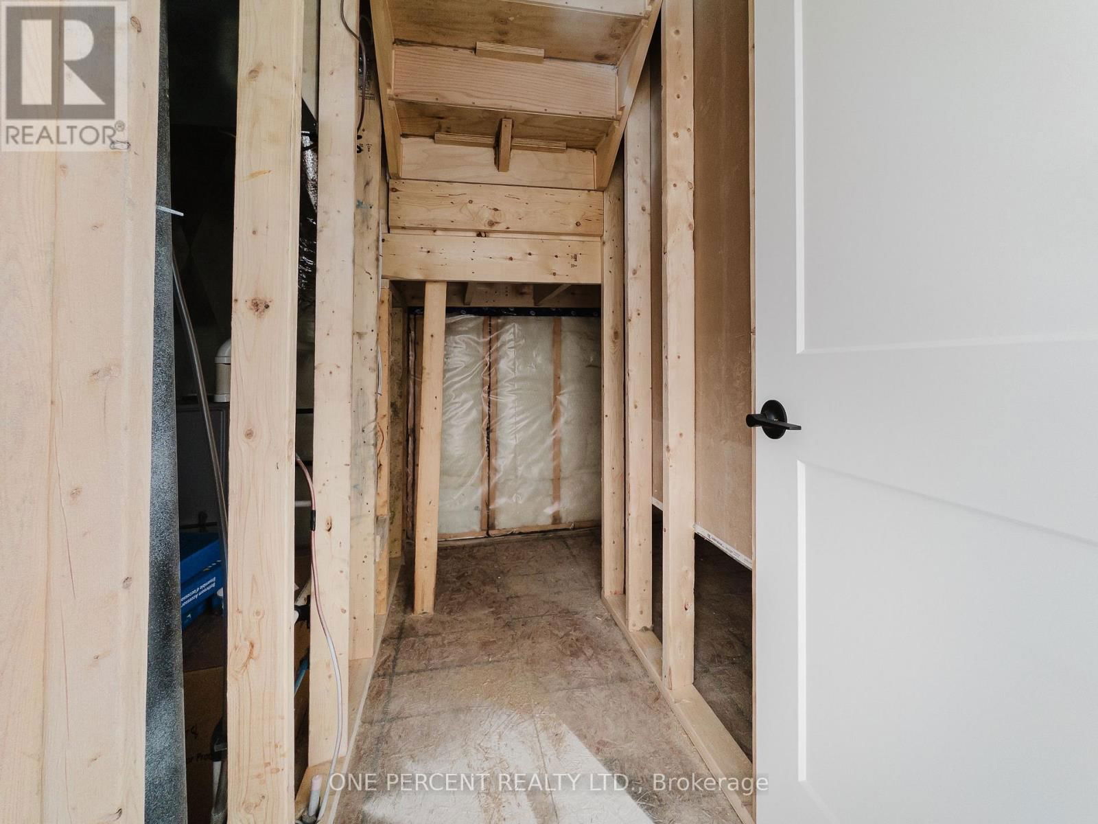 53 LAKEVIEW AVENUE Image 20