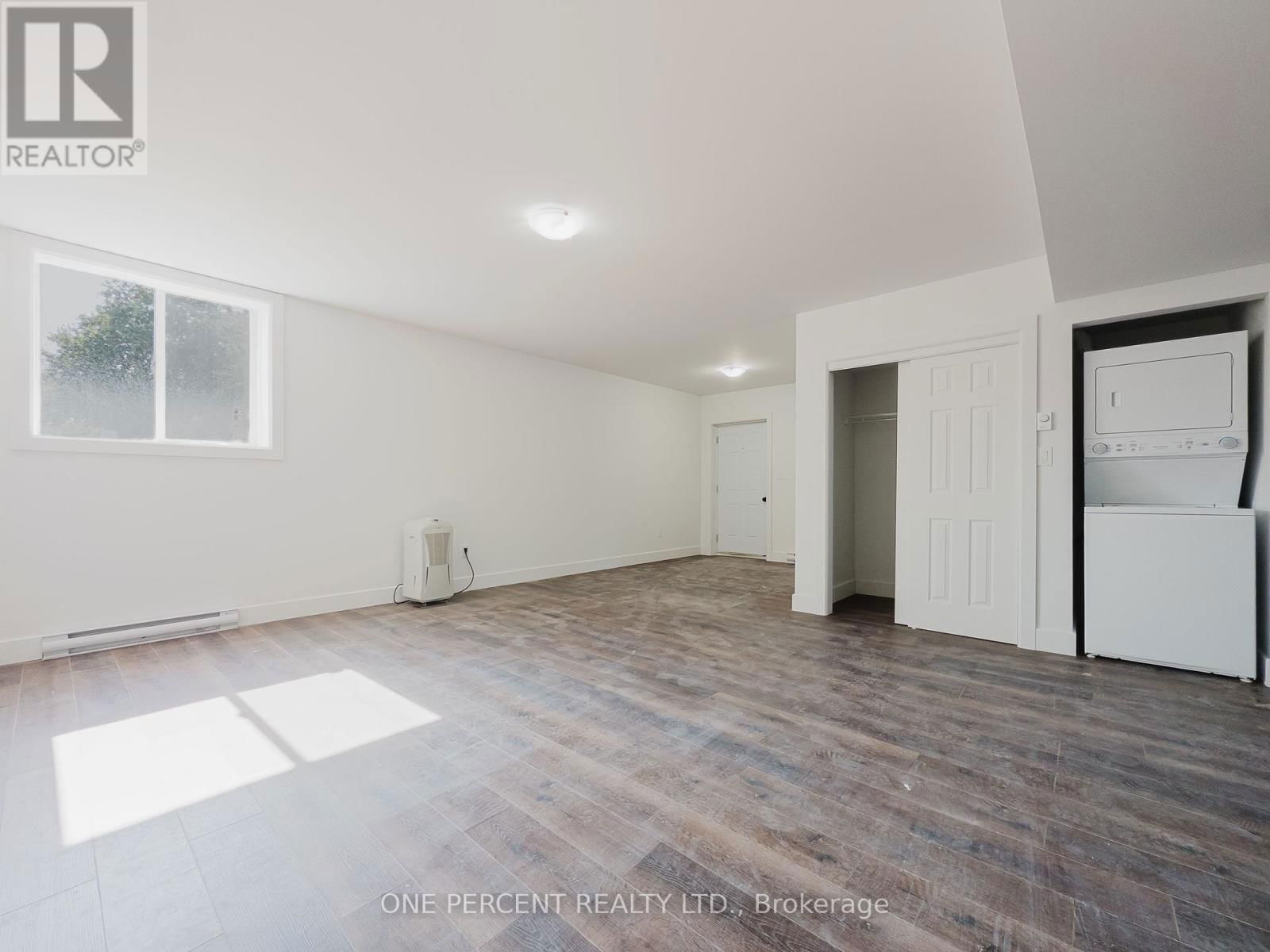 53 LAKEVIEW AVENUE Image 22