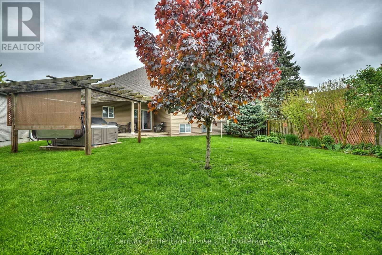 6405 GRAHAM STREET Image 32
