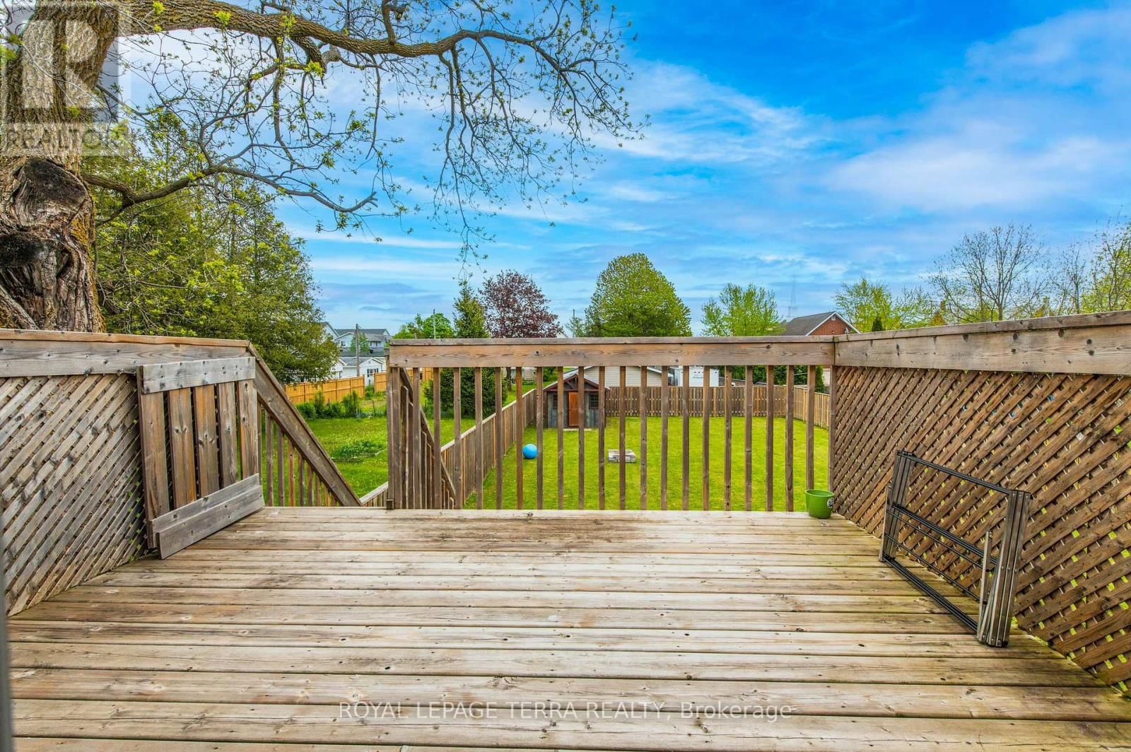 1631 8TH AVENUE EAST Image 32