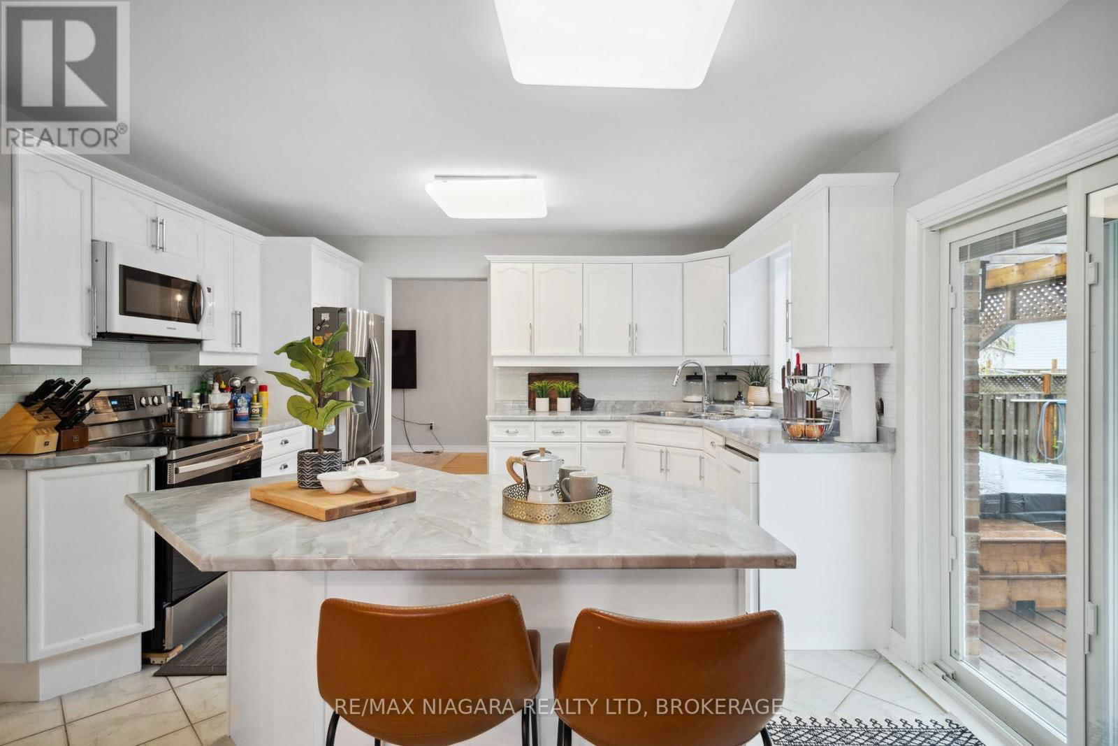 7955 HARVEST CRESCENT Image 13