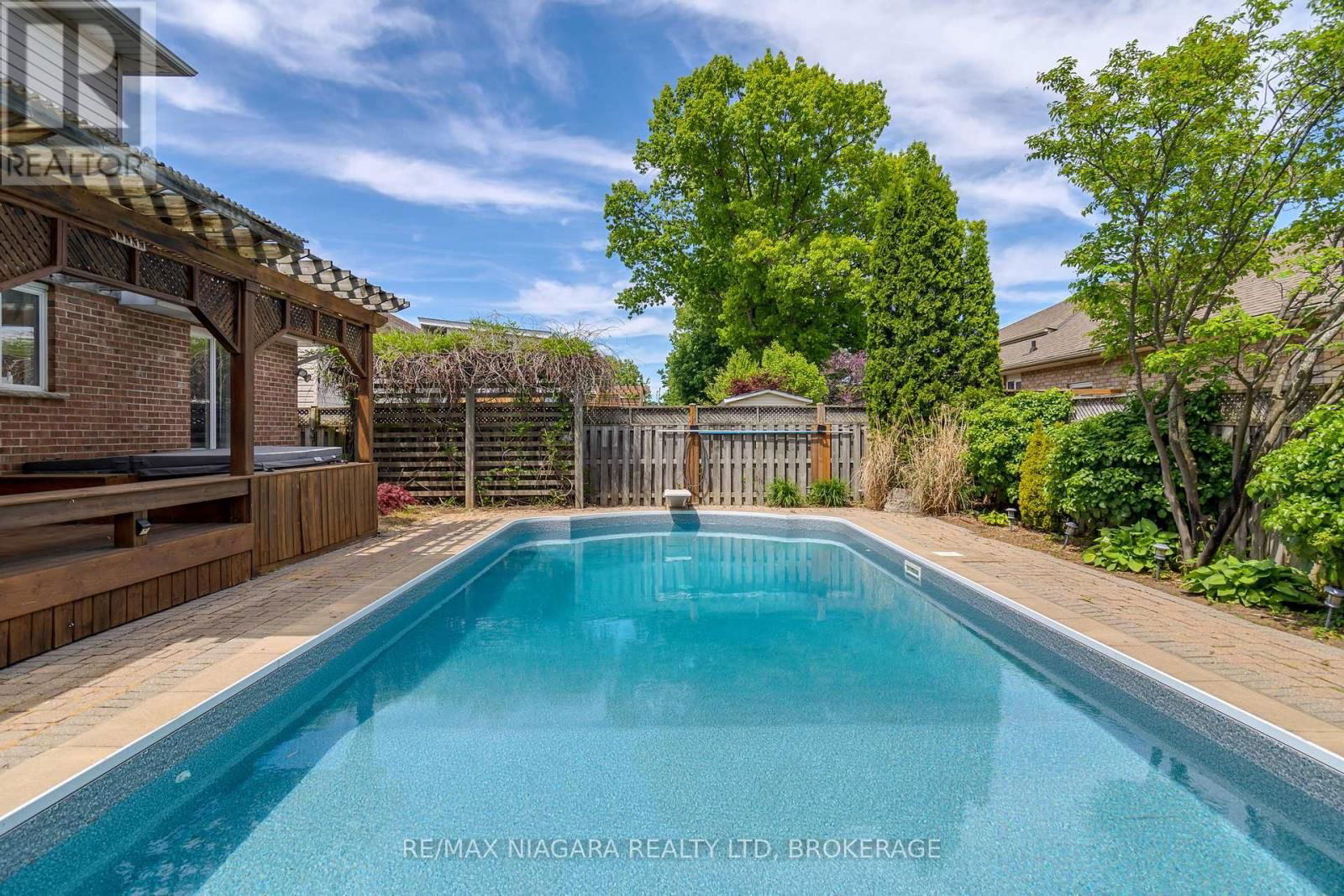 7955 HARVEST CRESCENT Image 40