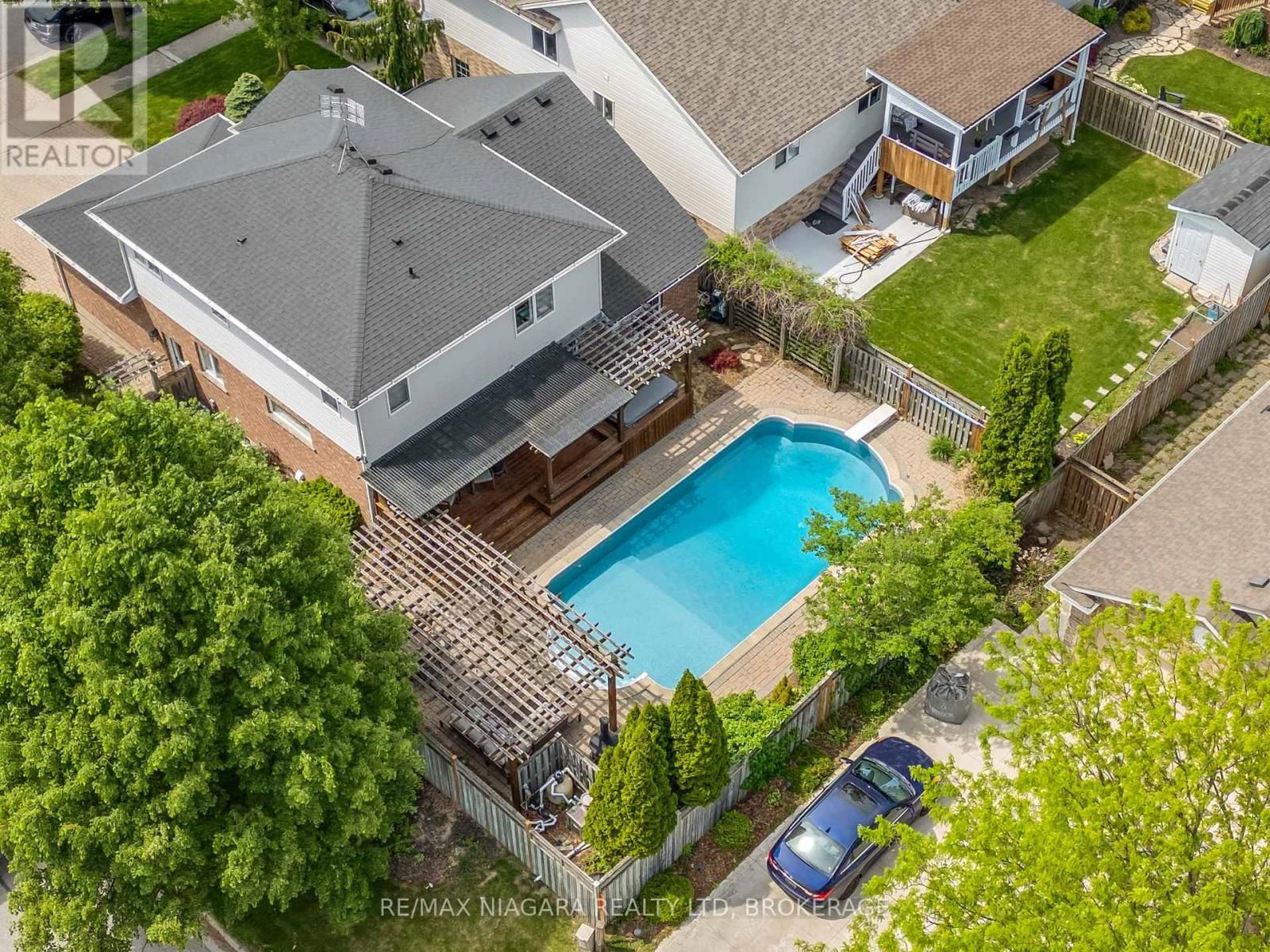 7955 HARVEST CRESCENT Image 44