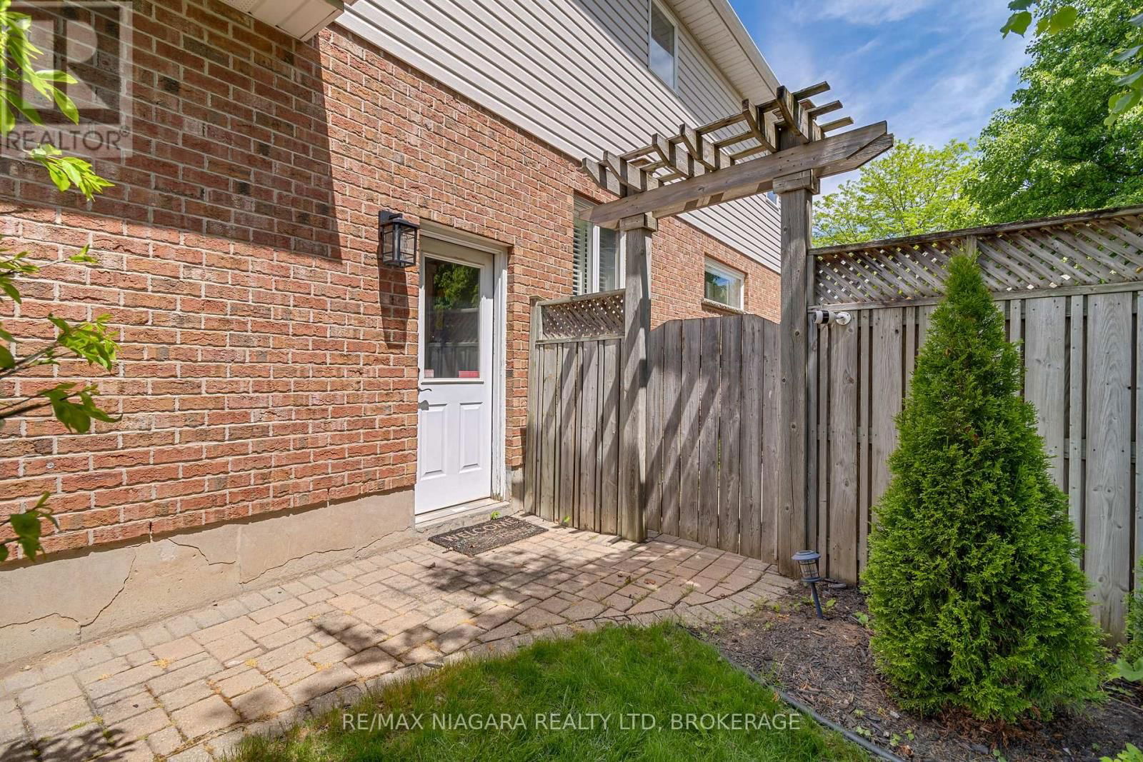7955 HARVEST CRESCENT Image 46
