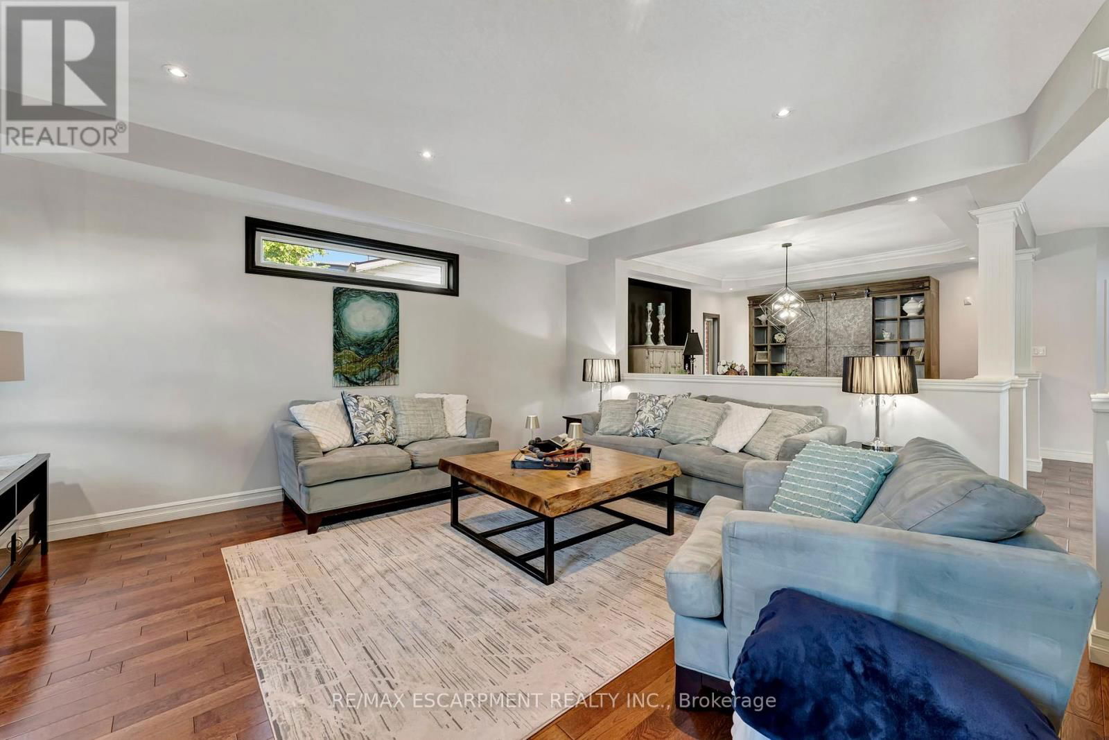130 NAPOLI DRIVE Image 19