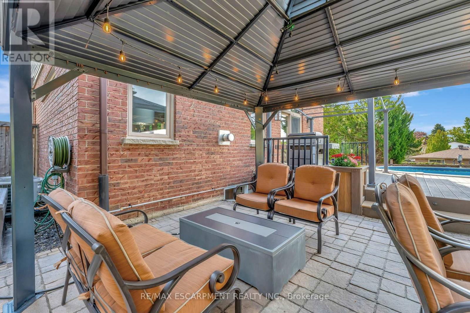 130 NAPOLI DRIVE Image 45