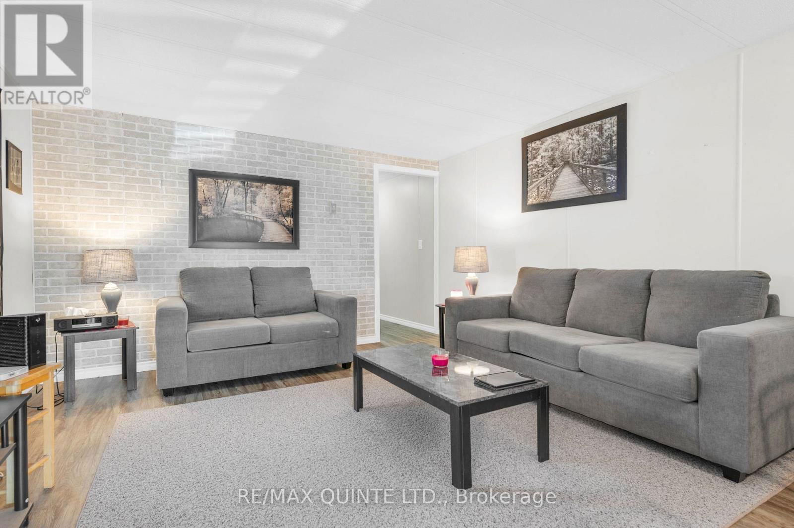 44 - 311 DUNDAS STREET Image 13