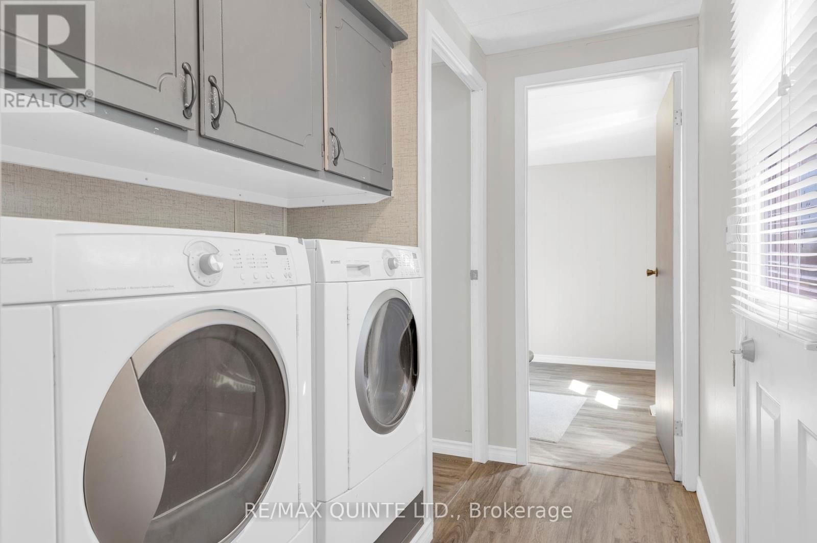 44 - 311 DUNDAS STREET Image 17