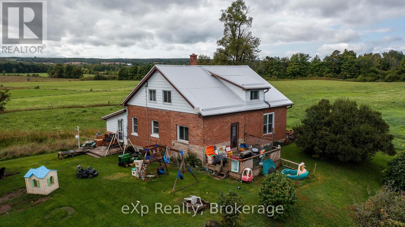 138096 GREY ROAD 112 Image 14