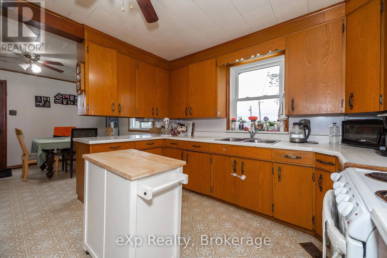 138096 GREY ROAD 112 Image 20