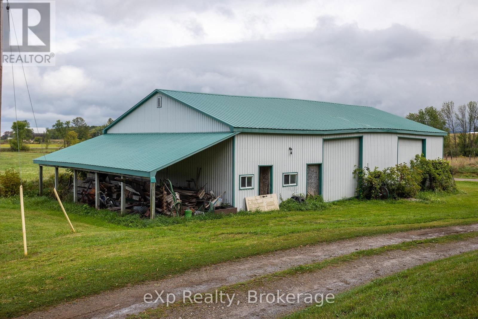 138096 GREY ROAD 112 Image 25