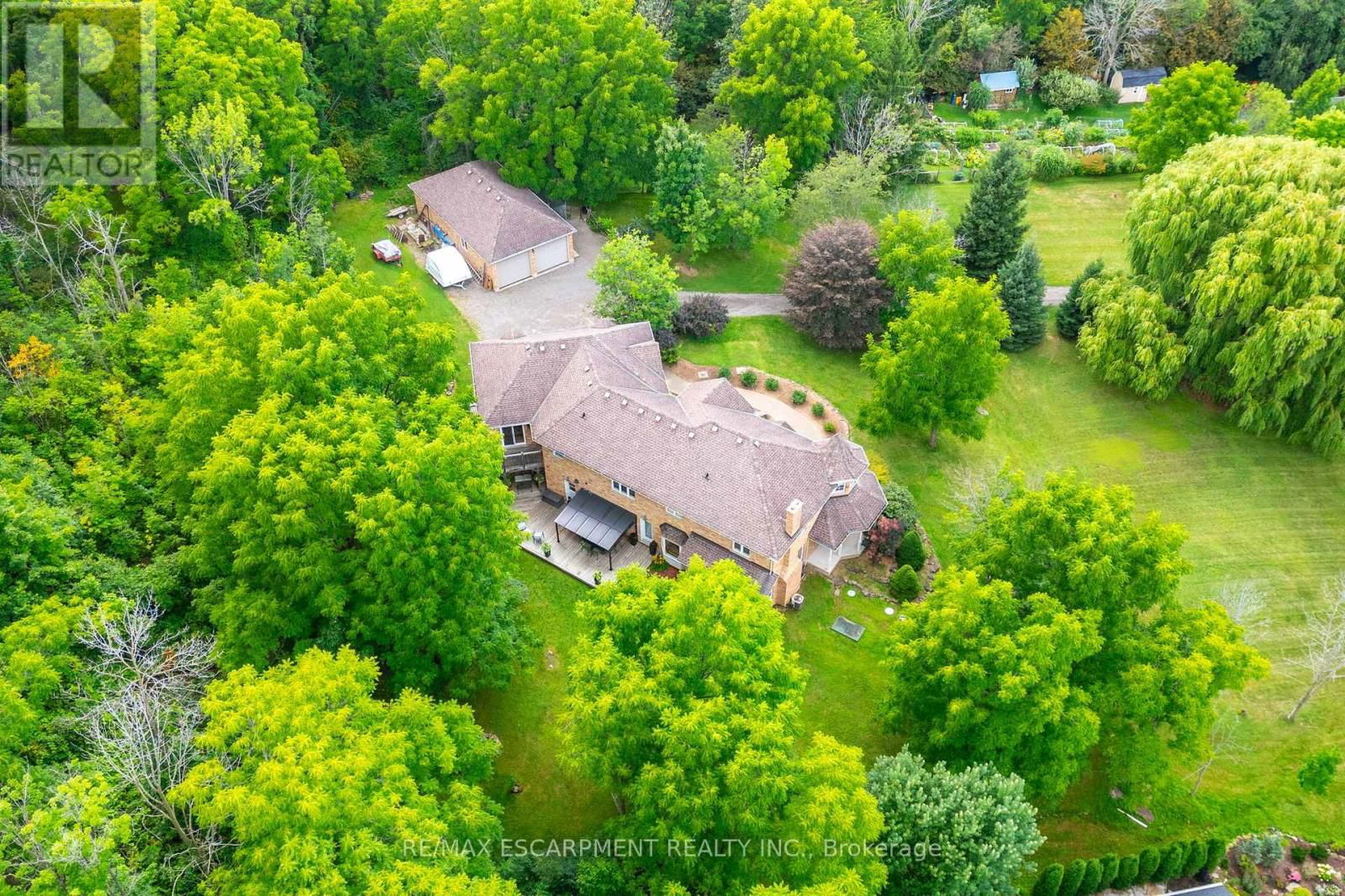 86 RIDGE ROAD EAST Image 2