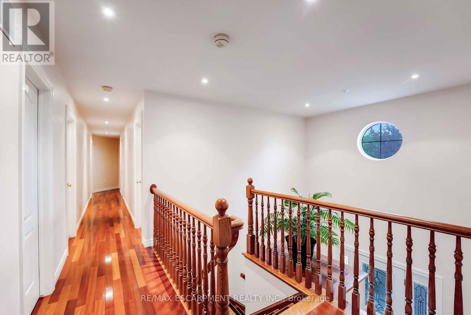86 RIDGE ROAD EAST Image 33