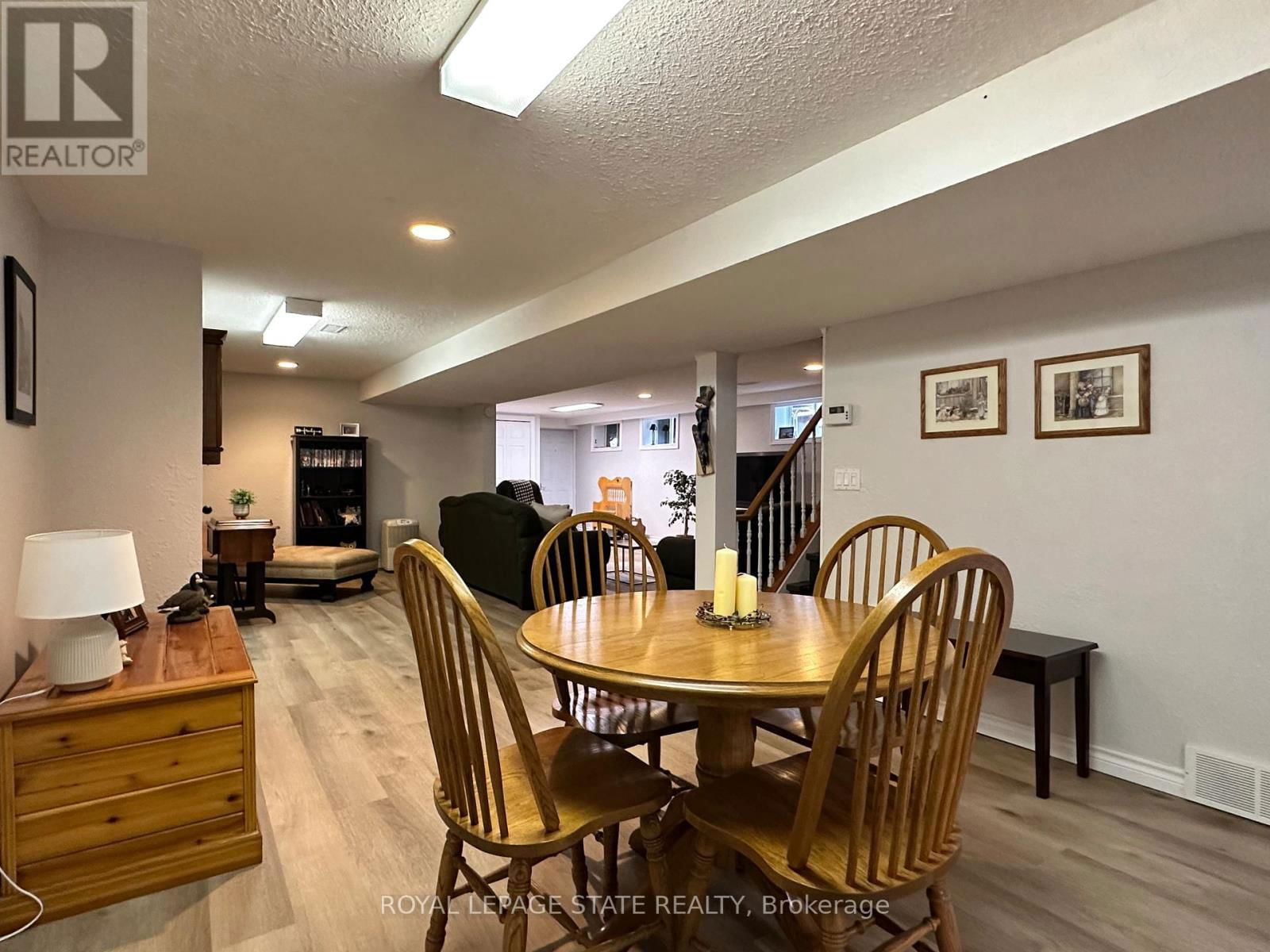 1076 DILTZ ROAD Image 35