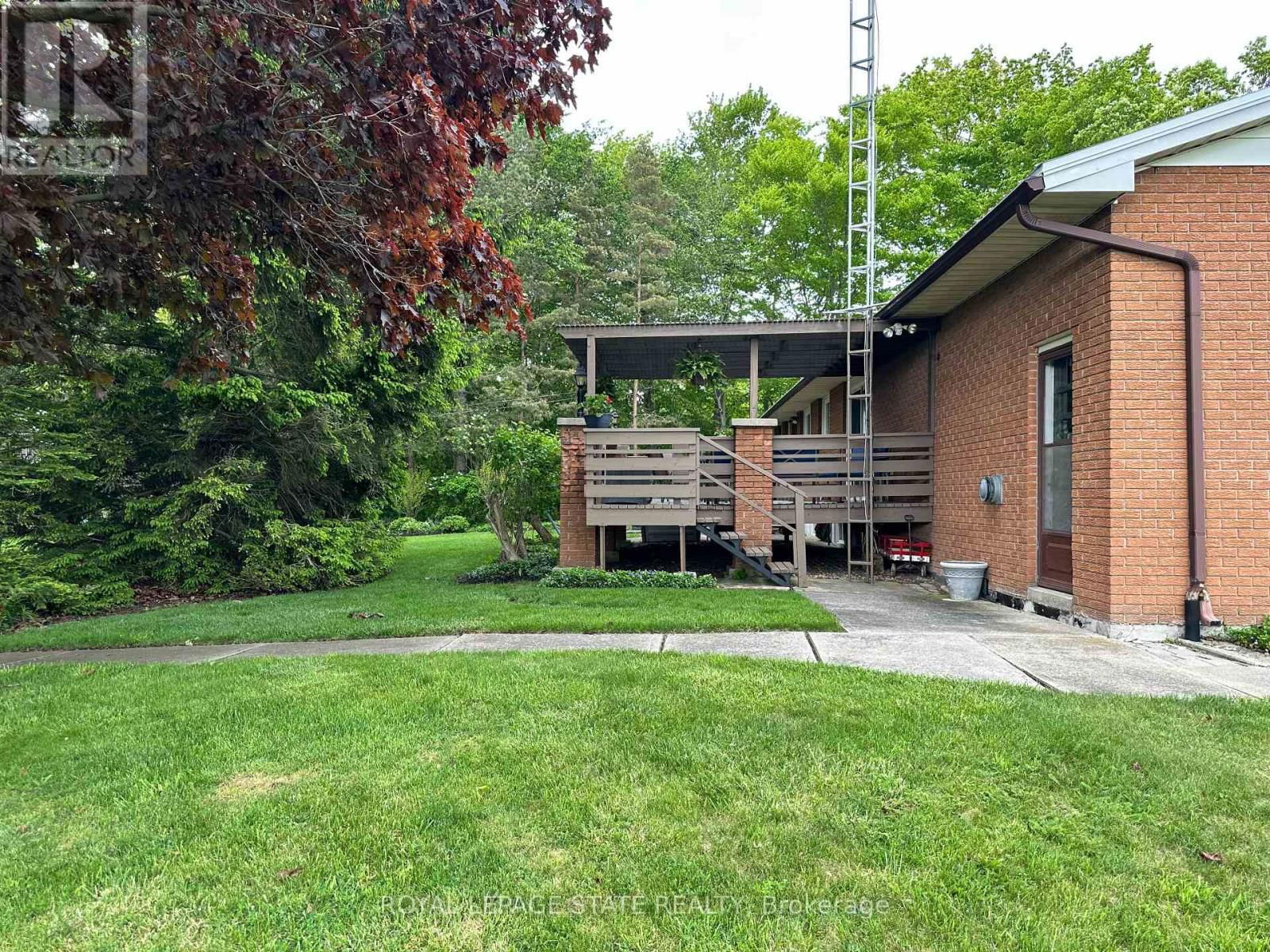1076 DILTZ ROAD Image 39