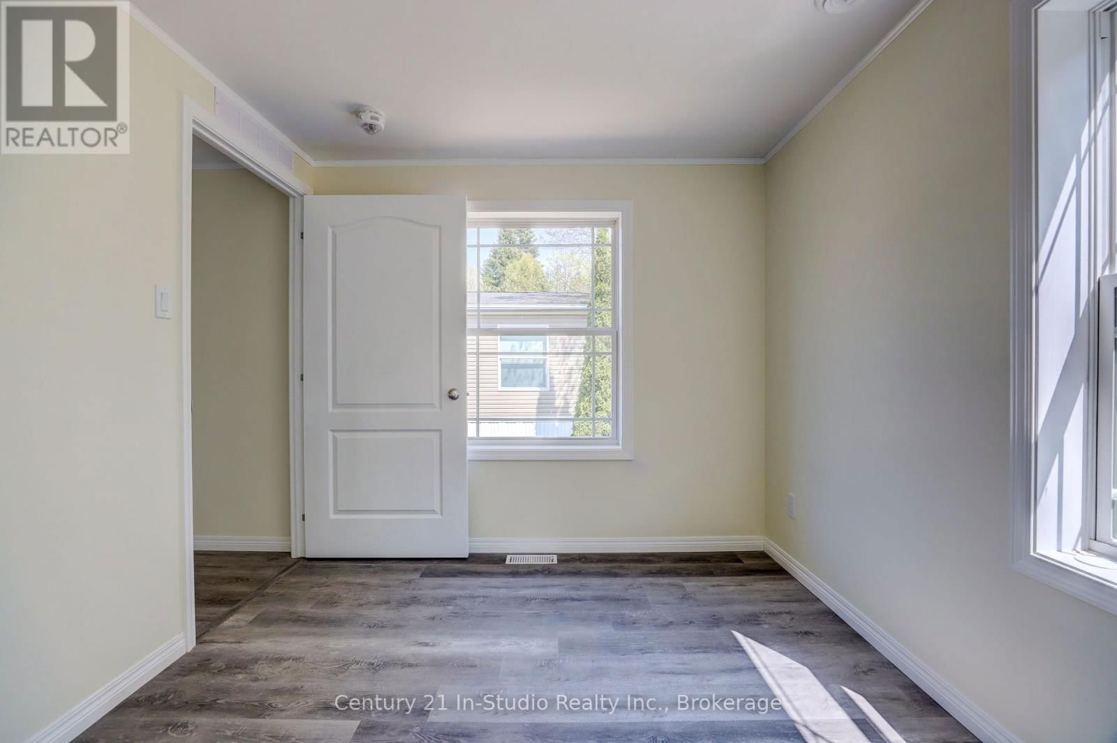 8 SUSSEX SQUARE Image 13