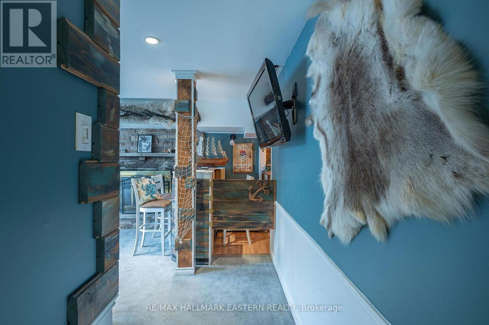 97 PEACOCK BOULEVARD Image 28