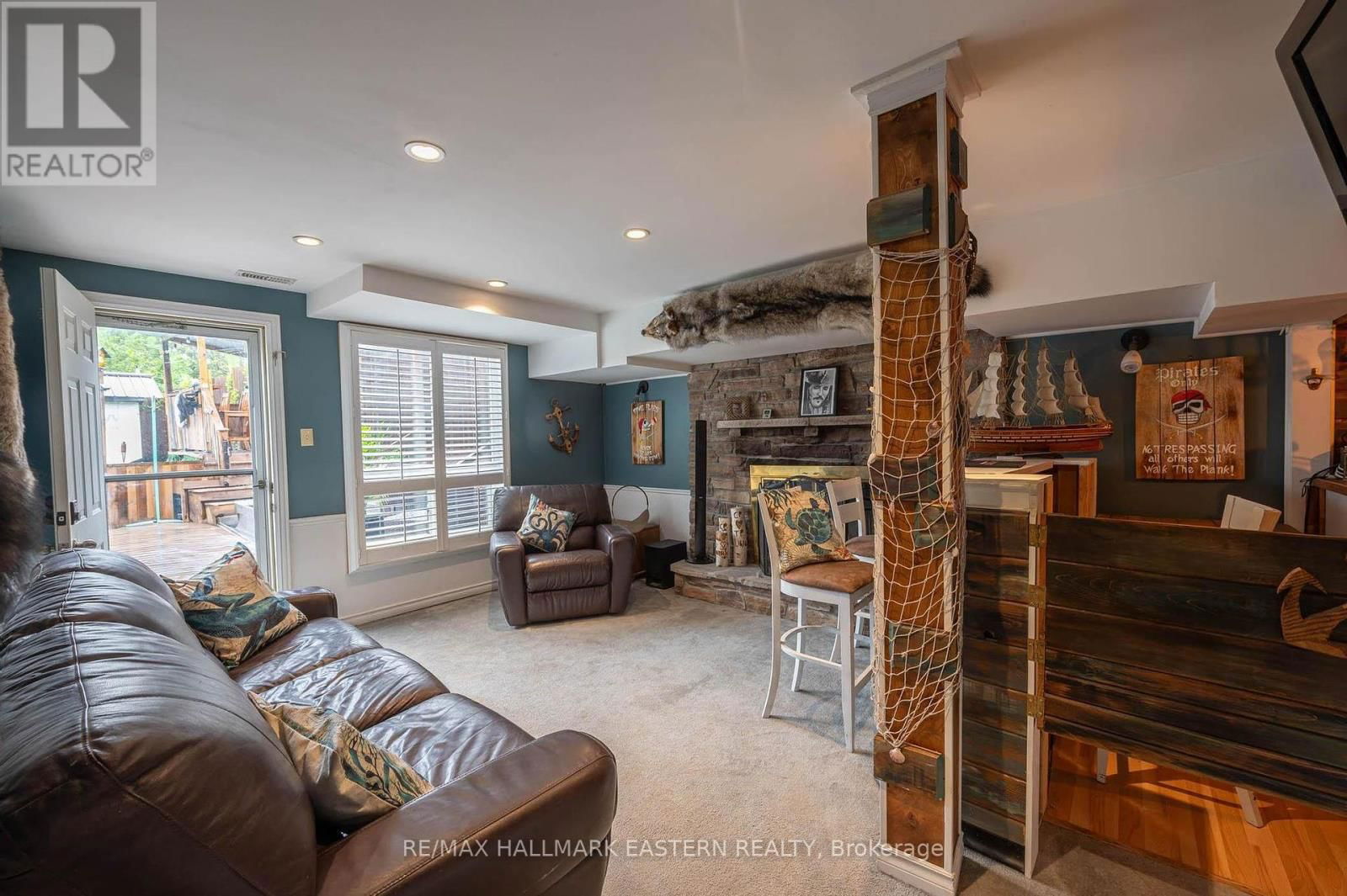 97 PEACOCK BOULEVARD Image 29