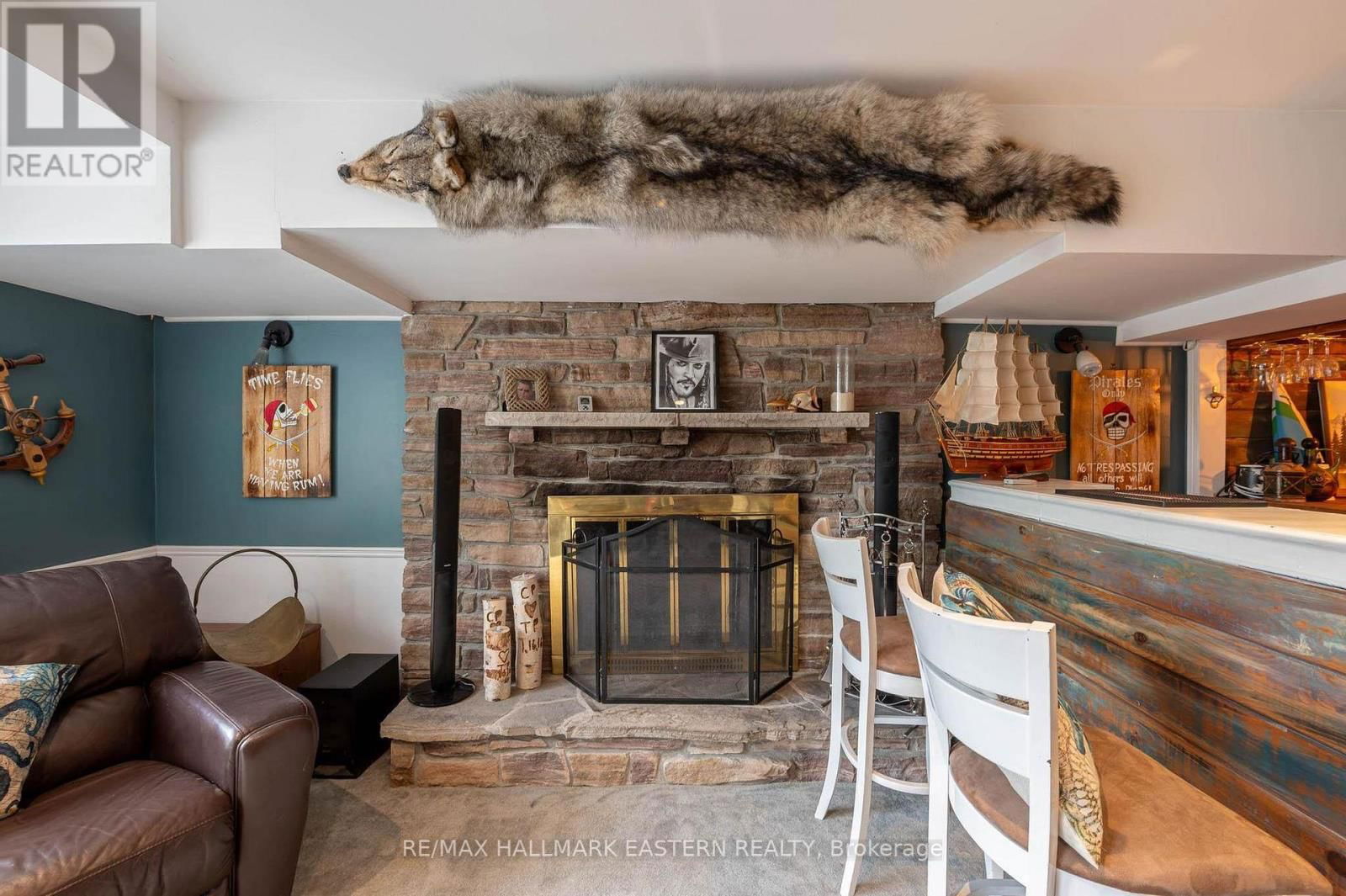 97 PEACOCK BOULEVARD Image 31