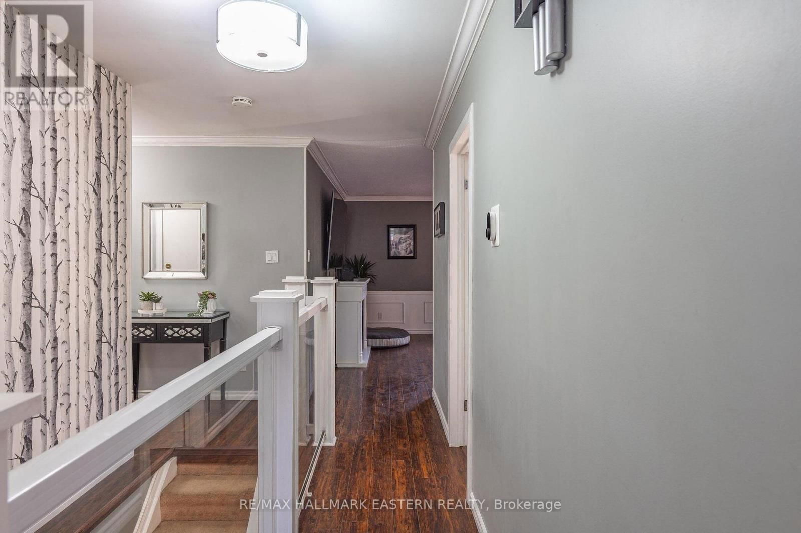 97 PEACOCK BOULEVARD Image 4